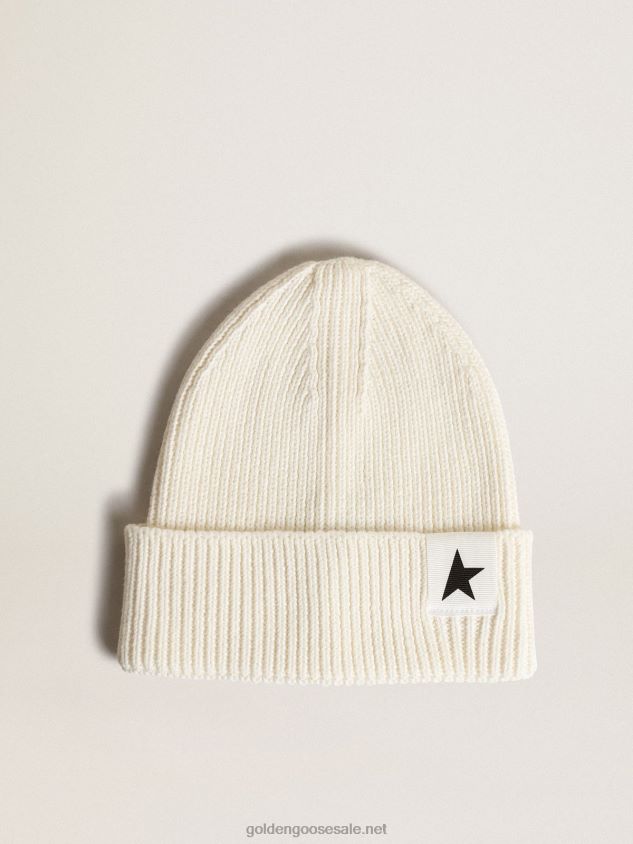 Off-white cotton beanie with contrasting black star FN20N898 Kids Golden Goose