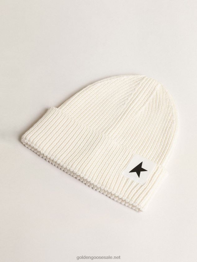 Off-white cotton beanie with contrasting black star FN20N898 Kids Golden Goose