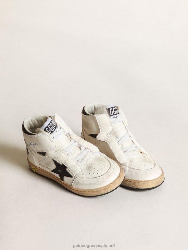 Sky-Star Junior in white nappa leather with black leather star FN20N847 Kids Golden Goose