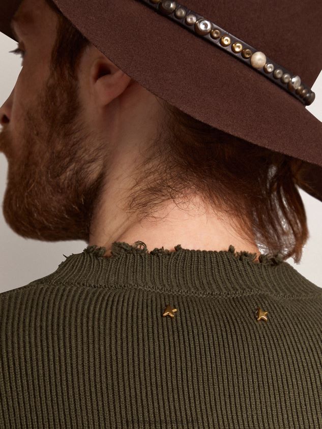 Round-neck sweater in military-green cotton FN20N727 Men Golden Goose