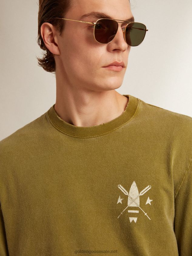 Pesto-green T-shirt with white logo on the front and back FN20N781 Men Golden Goose