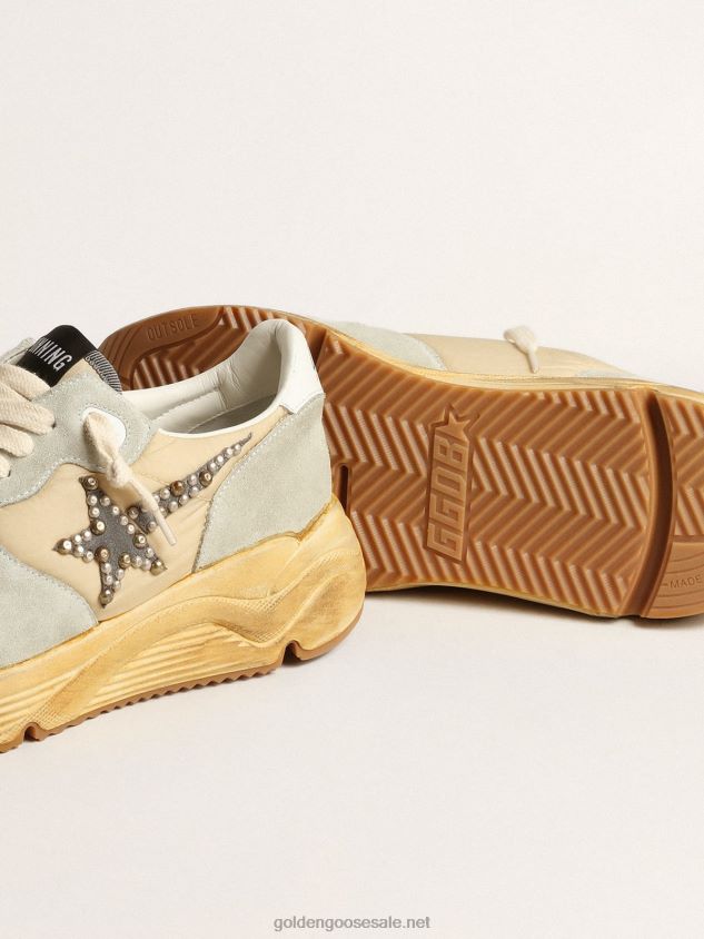 Running Sole in ice gray with studded suede star FN20N625 Men Golden Goose