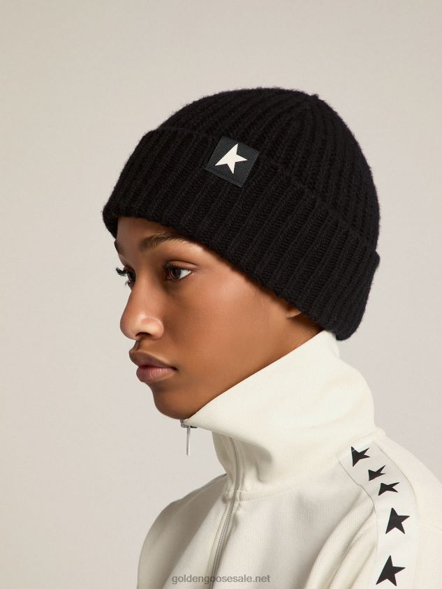 Black wool beanie with contrasting white star FN20N375 Women Golden Goose