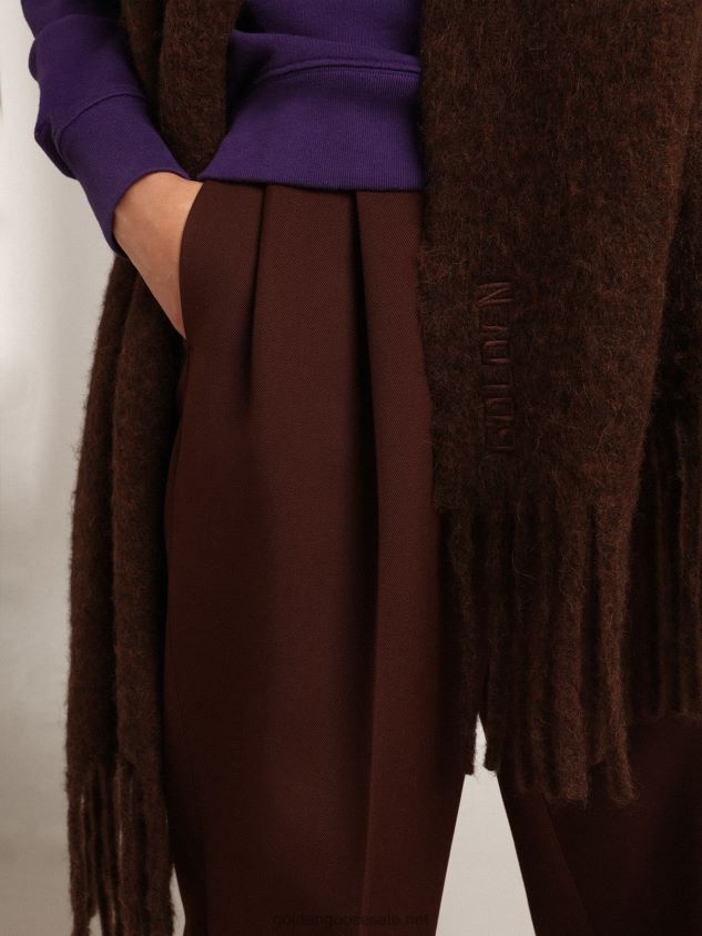Coffee-colored wool scarf with fringing and tone-on-tone \'Golden\' lettering FN20N299 Women