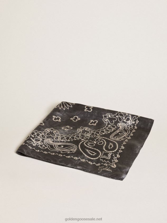 Collection scarf in anthracite gray with paisley pattern FN20N391 Women Golden Goose
