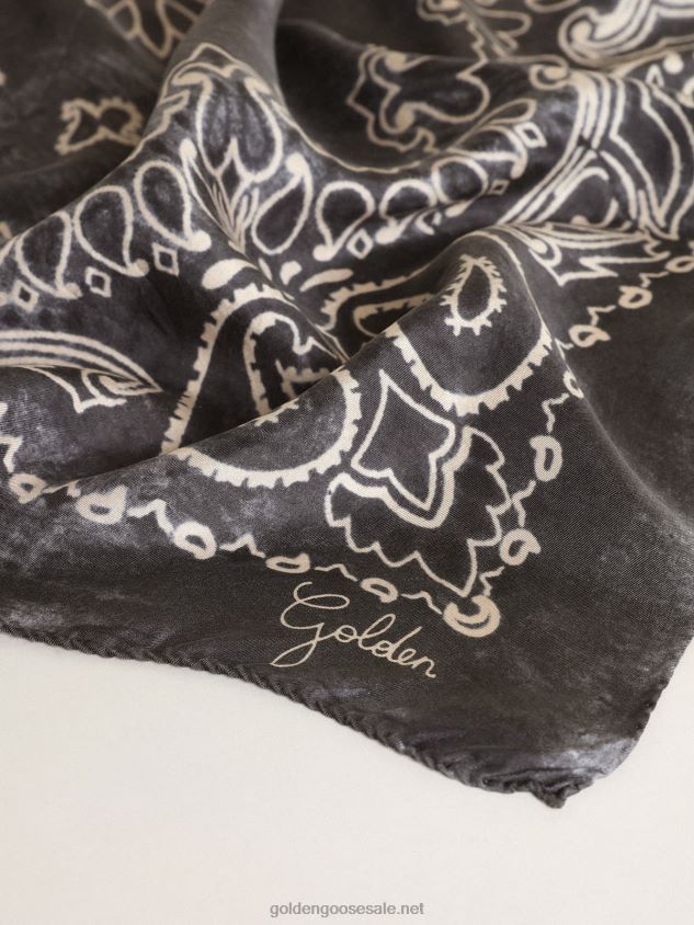 Collection scarf in anthracite gray with paisley pattern FN20N391 Women Golden Goose