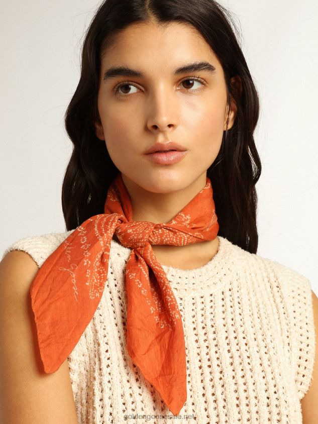 Rust-colored scarf with dotted paisley pattern FN20N357 Women Golden Goose