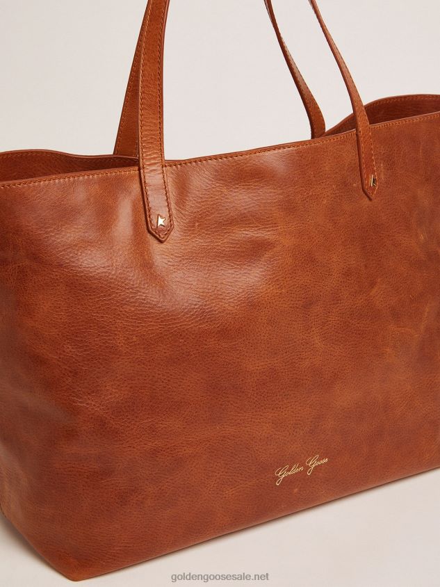 Tan-colored Pasadena Bag with gold logo on the front FN20N467 Women Golden Goose