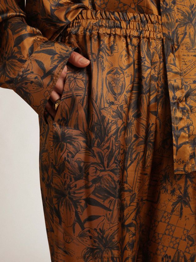 Journey Collection joggers in golden brown with notebook print FN20N992 Women Golden Goose