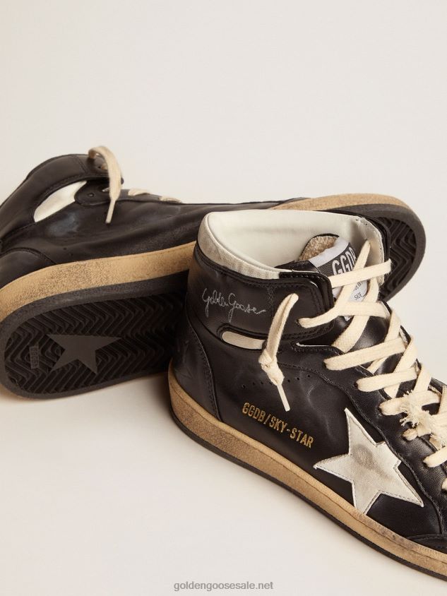 Sky-Star sneakers in black nappa leather with white nappa-leather star FN20N87 Women Golden Goose