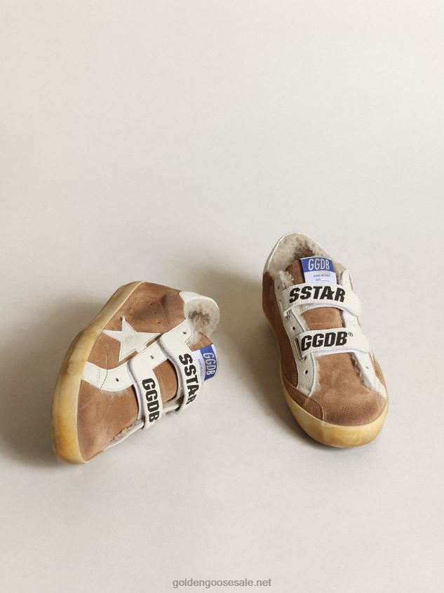 Old School in tobacco suede with a white star and heel tab FN20N226 Women Golden Goose